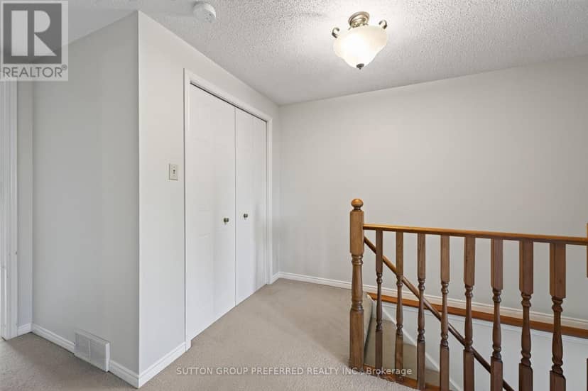 185 Martinet Avenue — photo 13 of 31