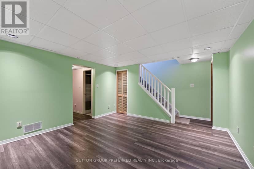 185 Martinet Avenue — photo 23 of 31