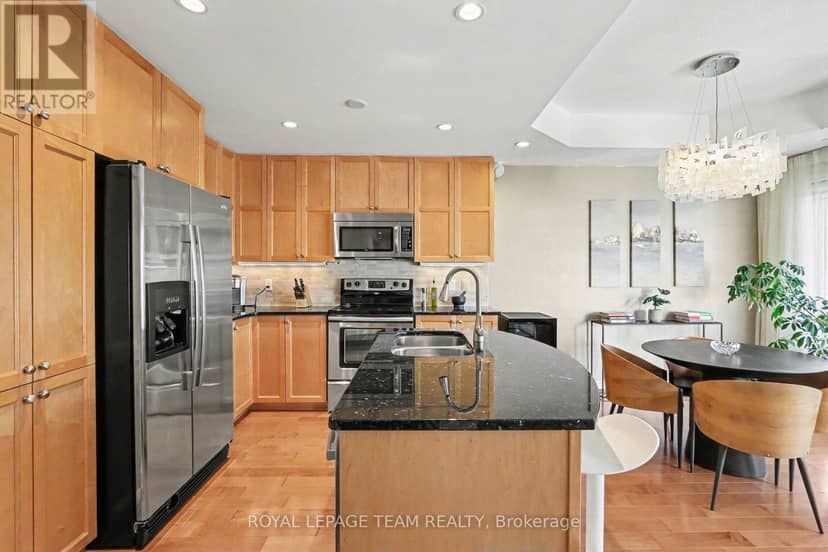 Unit 7 - 385 Paseo Private — photo 12 of 26