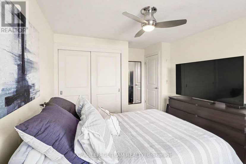 Unit 7 - 385 Paseo Private — photo 16 of 26