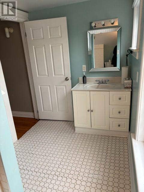 338 Smith Street — photo 15 of 16