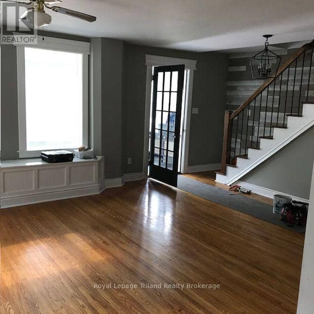 338 Smith Street — photo 4 of 16