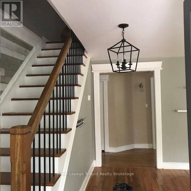 338 Smith Street — photo 5 of 16
