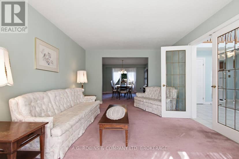 381 Kerman Avenue — photo 19 of 40