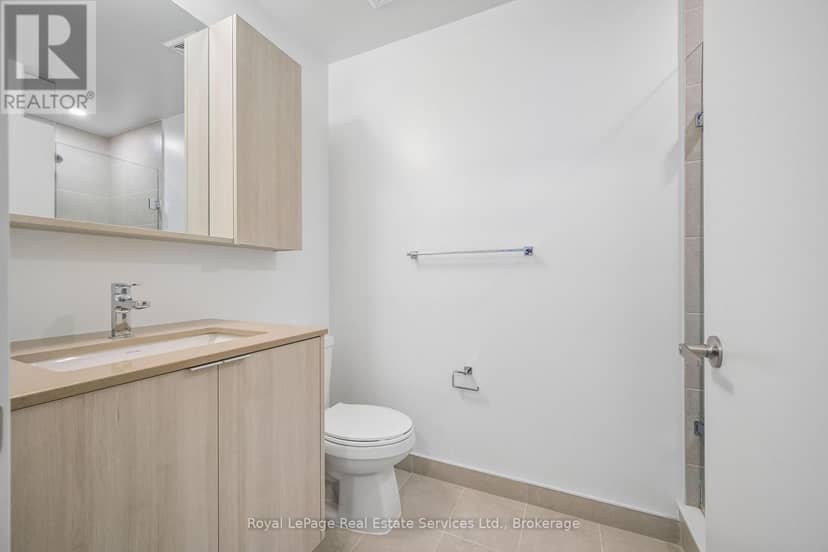 711 - 2088 James Street — photo 28 of 37