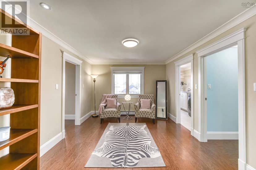 129 William Borrett Terrace — photo 19 of 40