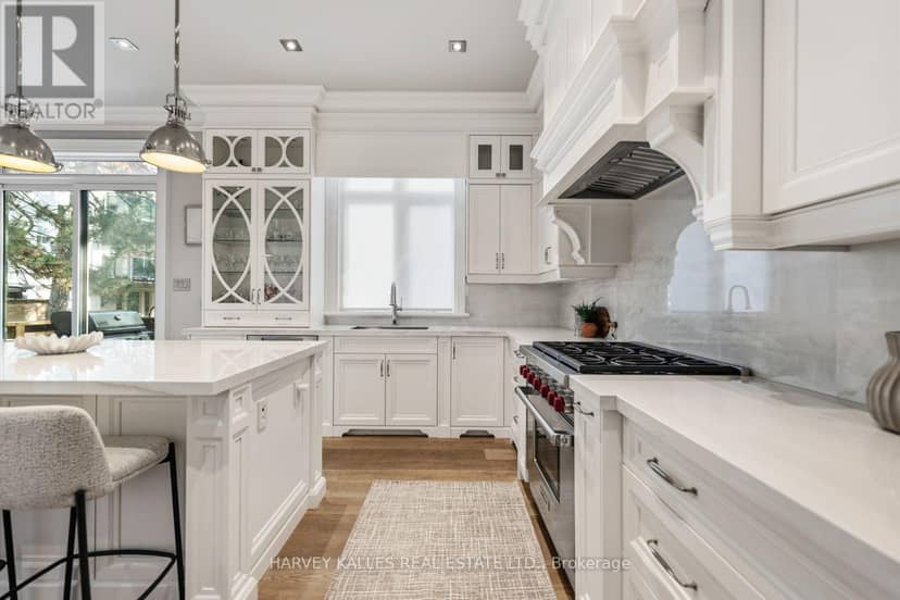 523 Vesta Drive — photo 12 of 40