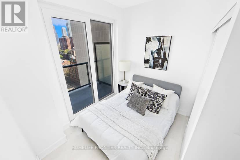 1405 - 308 Jarvis Street — photo 11 of 27