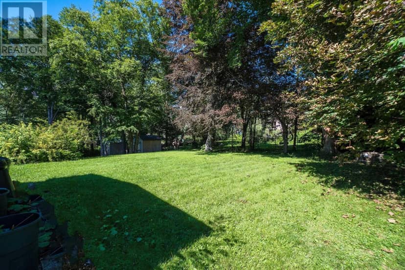 17 Graham Street — photo 15 of 18