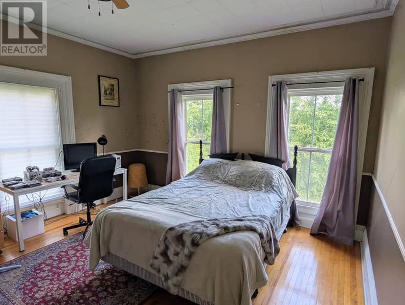 17 Cedar Road — photo 10 of 22