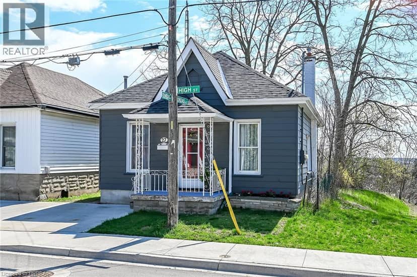 27 HIGH Street — photo 2 of 40