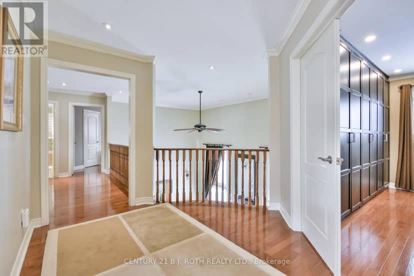 38 Camelot Square — photo 15 of 34