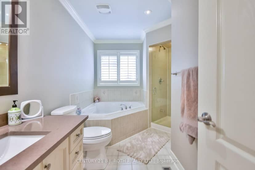 38 Camelot Square — photo 17 of 34