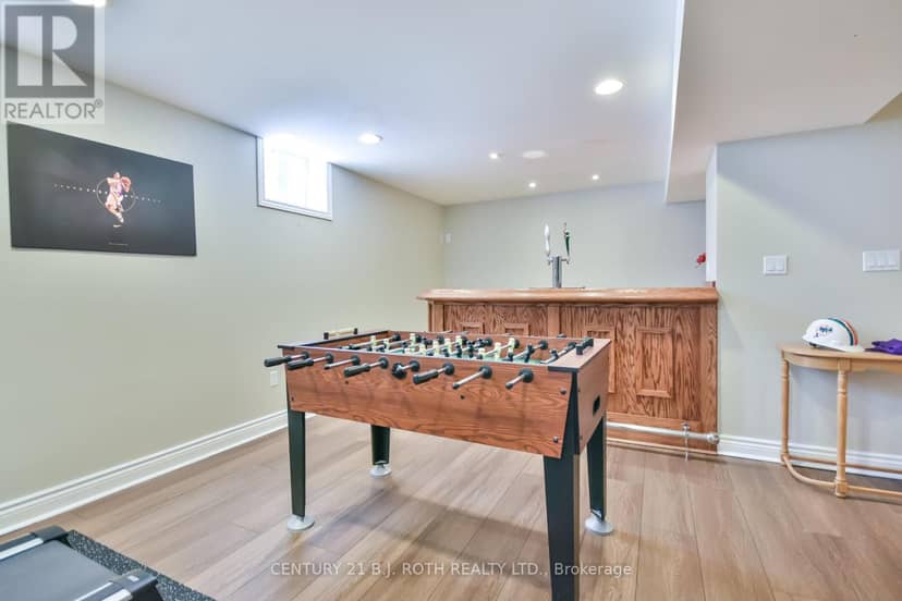 38 Camelot Square — photo 25 of 34