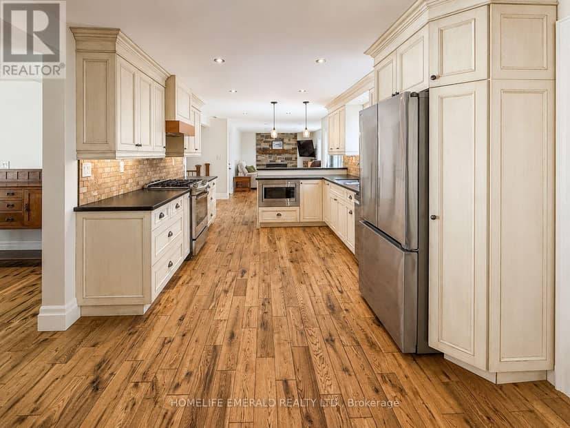 2391 Seadon Road — photo 12 of 40