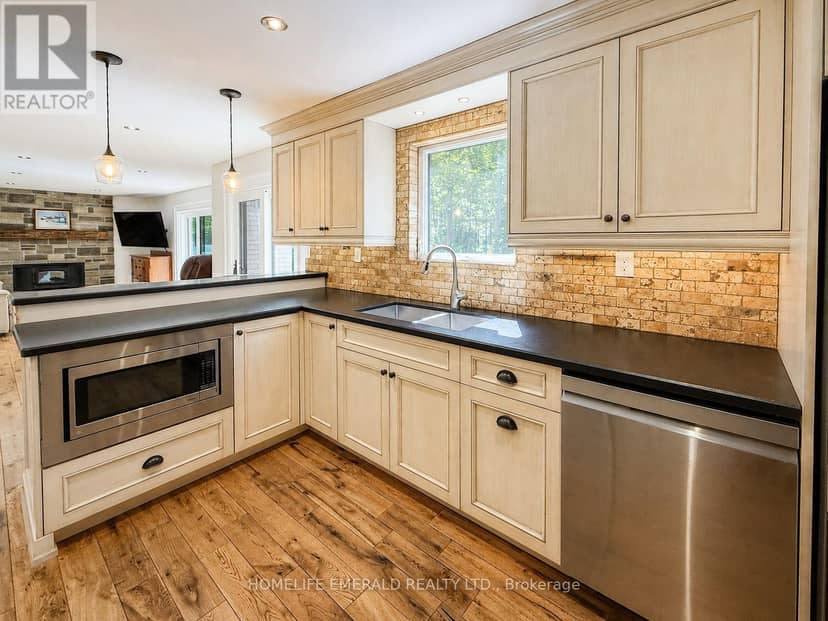 2391 Seadon Road — photo 13 of 40