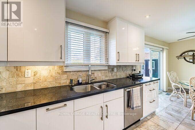 671 Louis Drive — photo 18 of 40