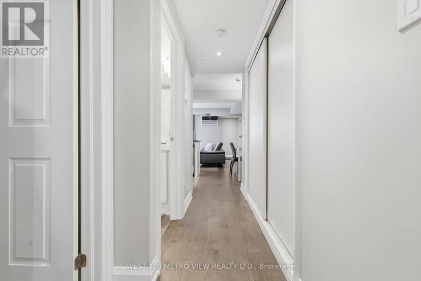 102 - 3 Applewood Lane — photo 14 of 17