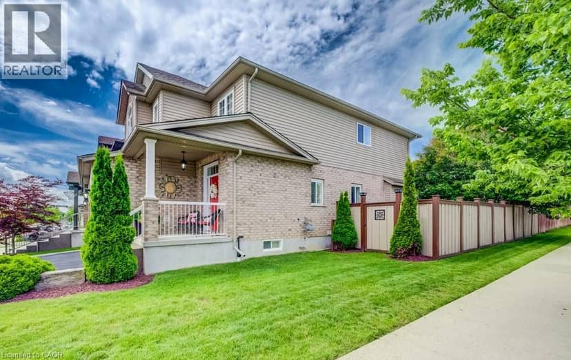 300 WATERVALE Crescent — photo 3 of 40