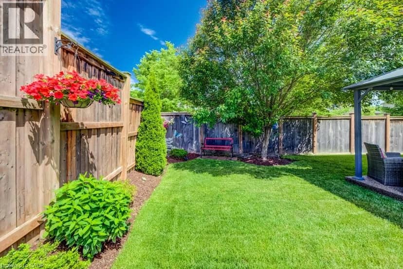300 WATERVALE Crescent — photo 40 of 40