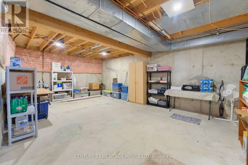 42 Buchanan Crescent — photo 20 of 38