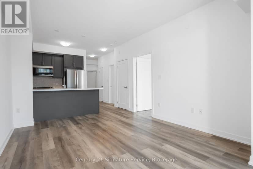 1013 - 470 Dundas Street E — photo 16 of 21