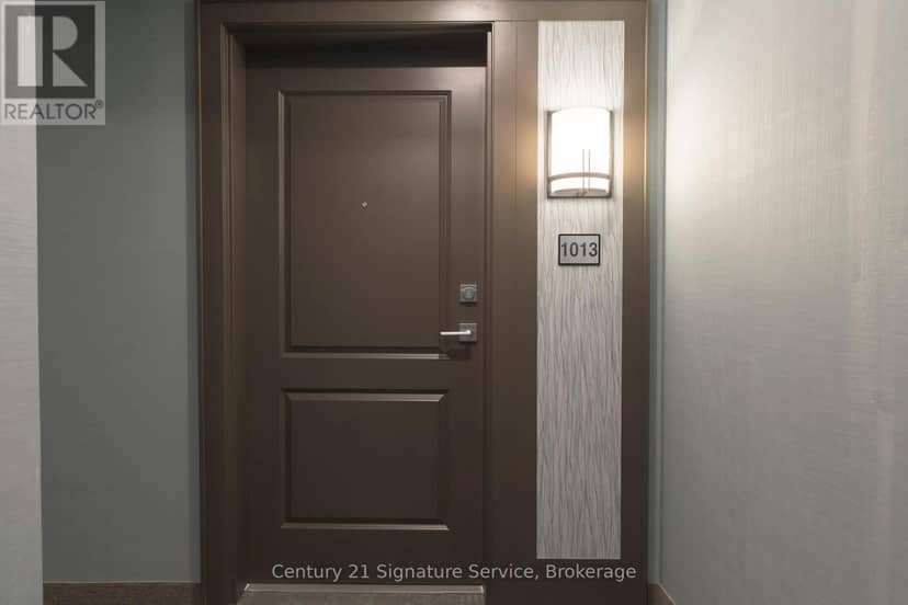 1013 - 470 Dundas Street E — photo 5 of 21
