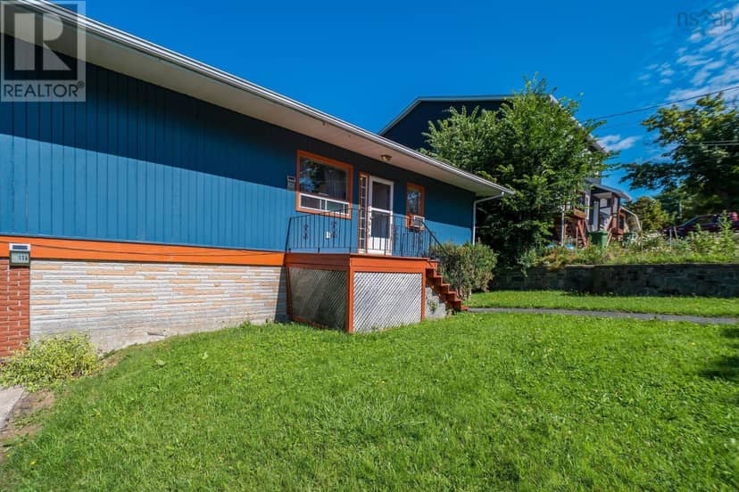 17 Graham Street — photo 4 of 18