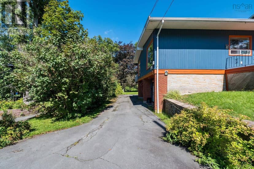 17 Graham Street — photo 2 of 18