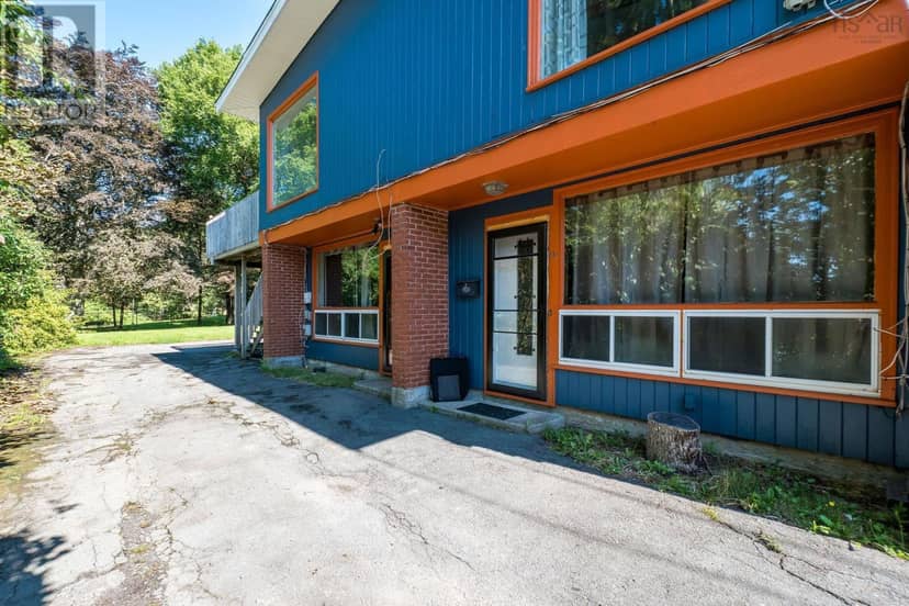 17 Graham Street — photo 9 of 18