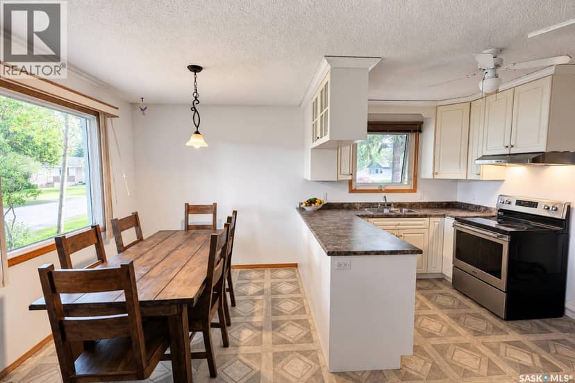 1399 6th Street E, Prince Albert, photo 8