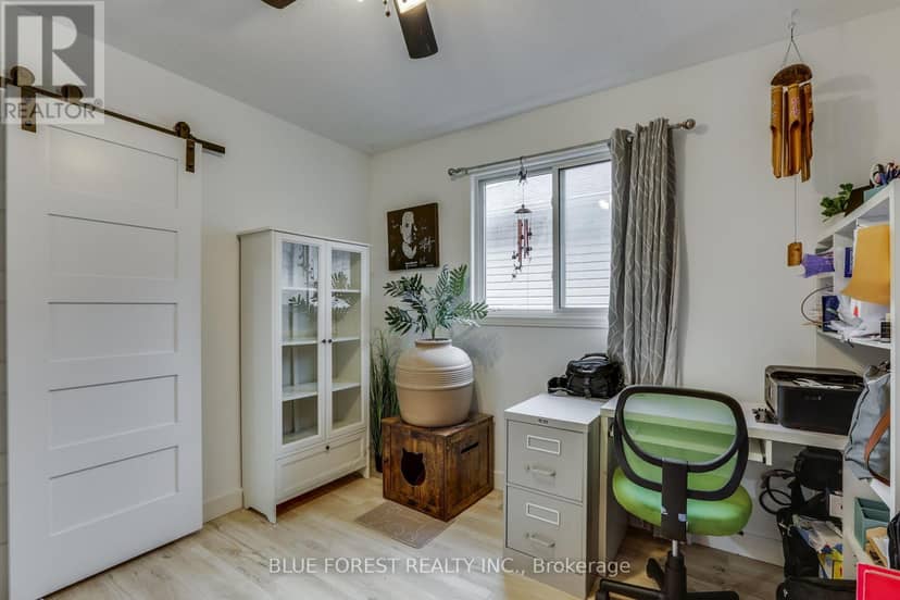 3 Meadowvale Drive — photo 11 of 29
