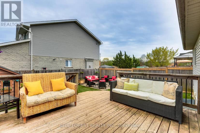 3 Meadowvale Drive — photo 24 of 29