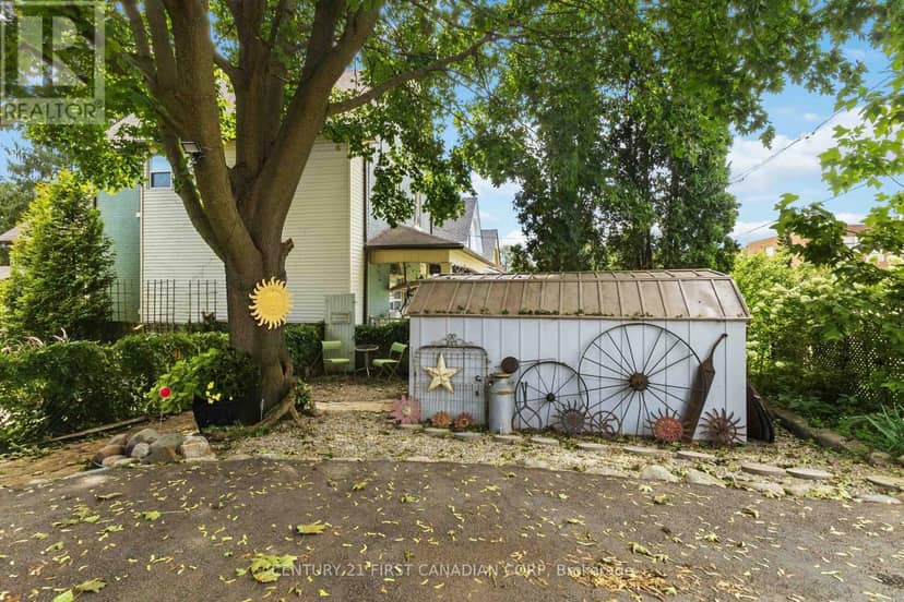 369 Oakland Avenue — photo 32 of 37