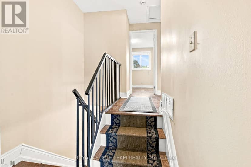 3E Vanessa Terrace — photo 23 of 39