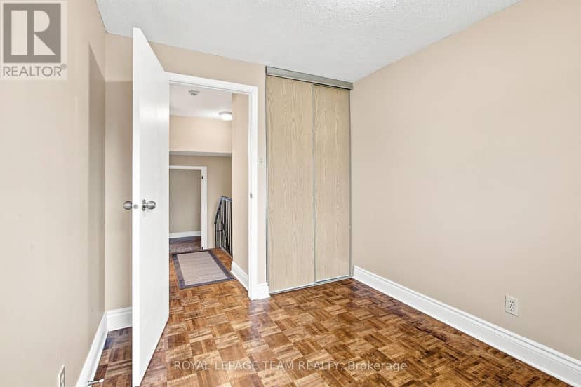 3E Vanessa Terrace — photo 26 of 39