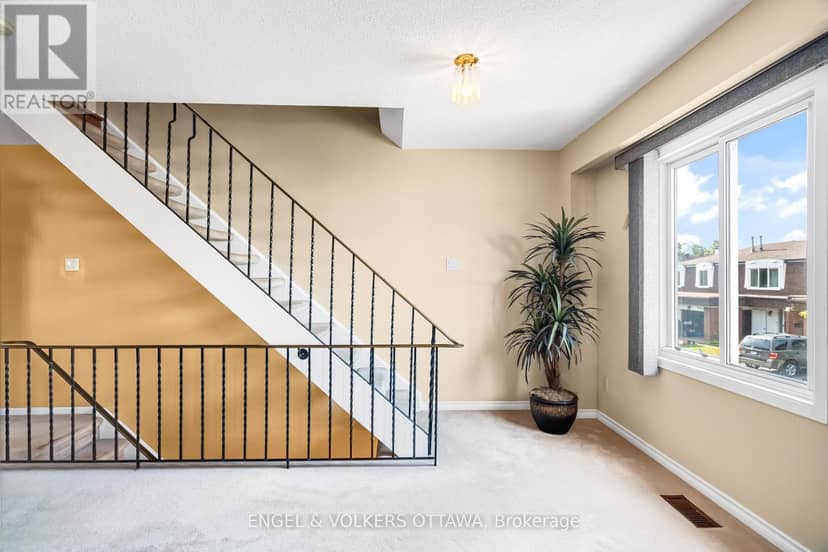 34 - 1793 Axminster Court — photo 19 of 40