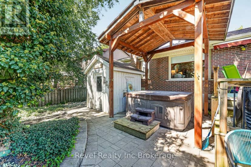830 Berkshire Drive — photo 35 of 40