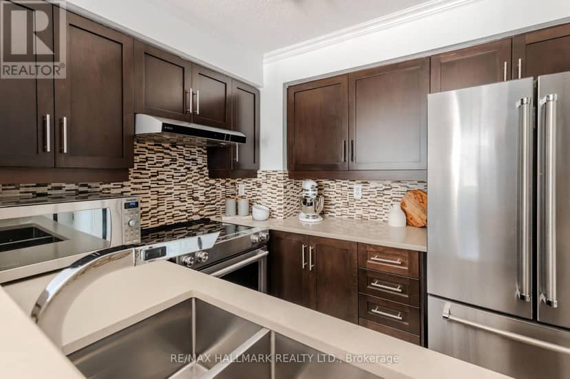 308 - 906 Sheppard Avenue W — photo 10 of 29