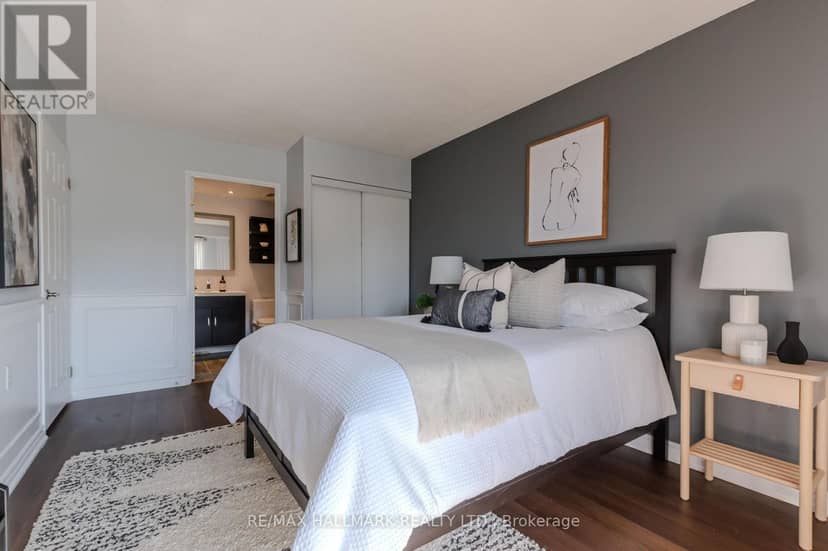 308 - 906 Sheppard Avenue W — photo 14 of 29