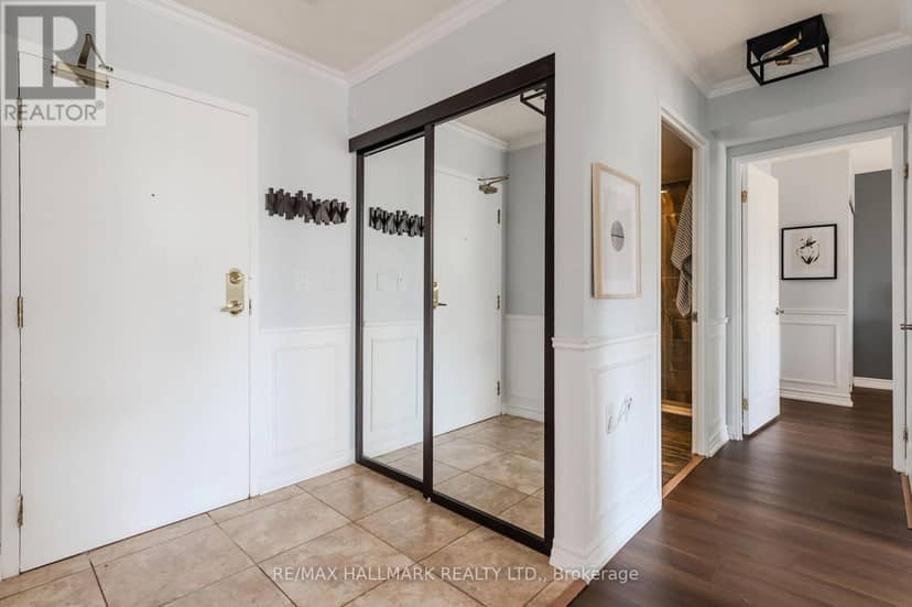 308 - 906 Sheppard Avenue W — photo 21 of 29