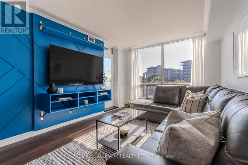 308 - 906 Sheppard Avenue W — photo 3 of 29