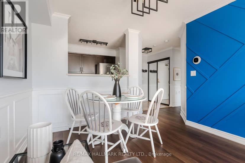 308 - 906 Sheppard Avenue W — photo 6 of 29