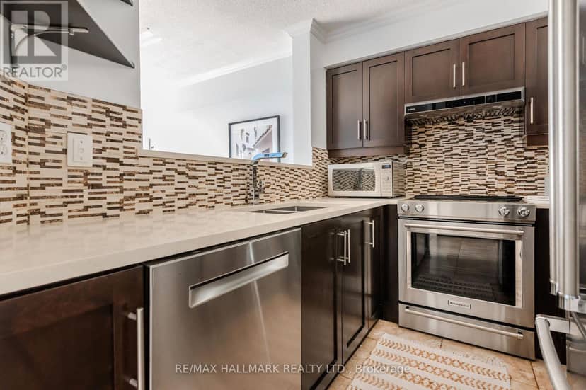 308 - 906 Sheppard Avenue W — photo 9 of 29