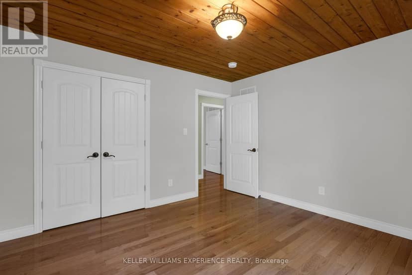 229 Sunnidale Road — photo 20 of 34