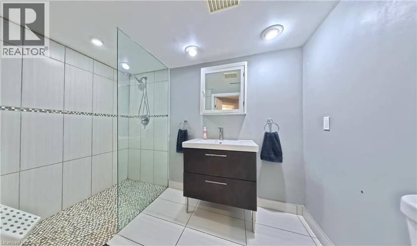380 GRANGEWOOD Drive — photo 37 of 40