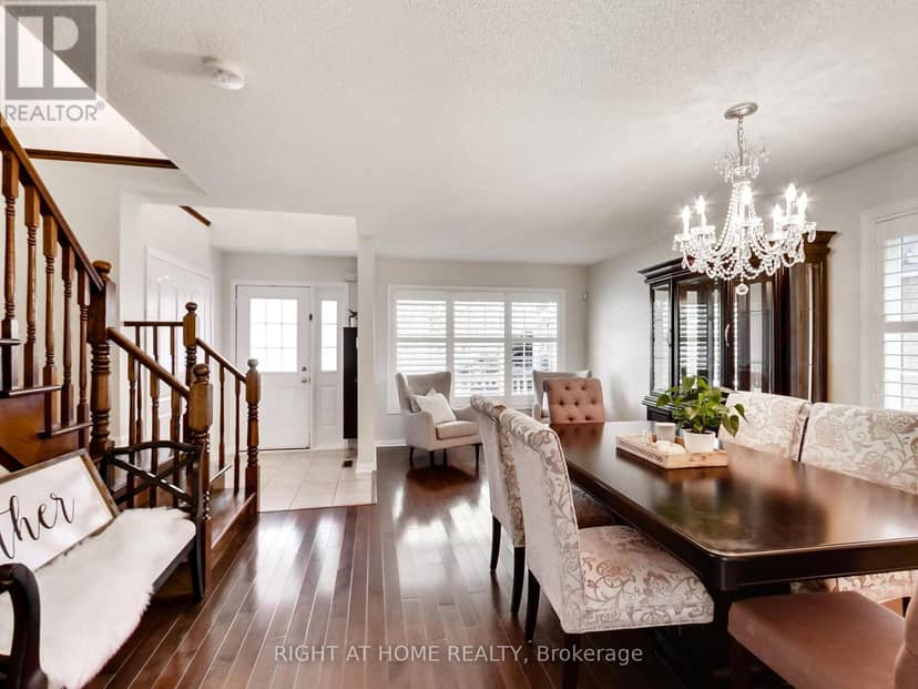2527 Nettlecreek Crescent — photo 8 of 40