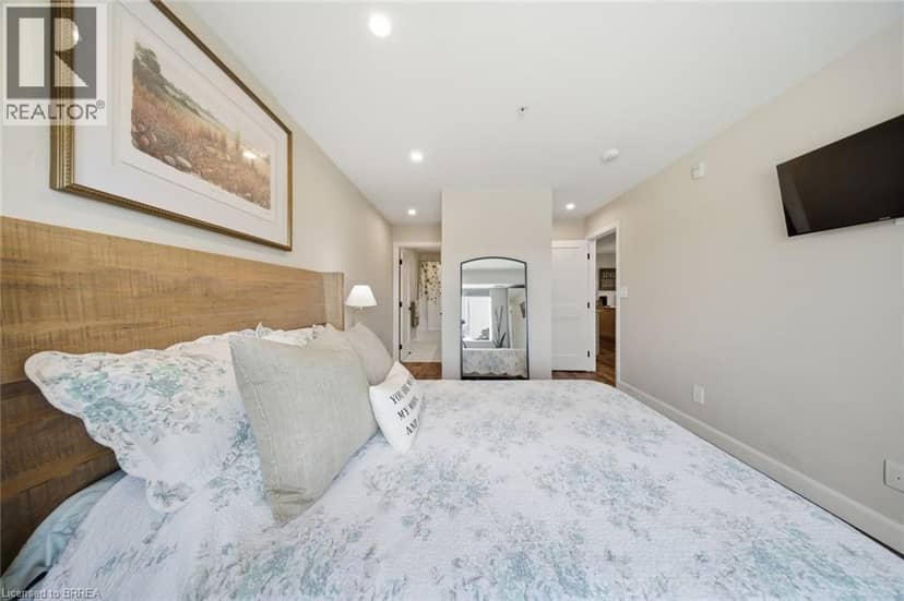 34 NORMAN Street Unit# 307 — photo 21 of 40