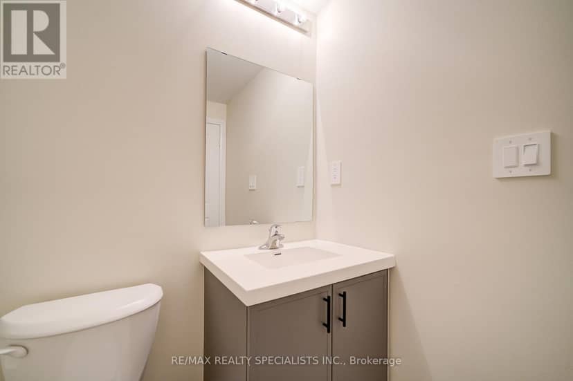 108 - 1573 Rose Way — photo 28 of 39