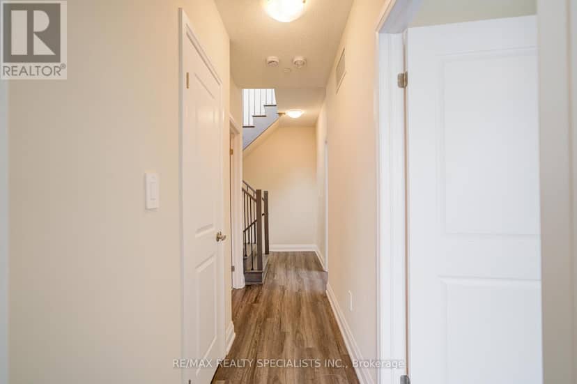 108 - 1573 Rose Way — photo 21 of 39